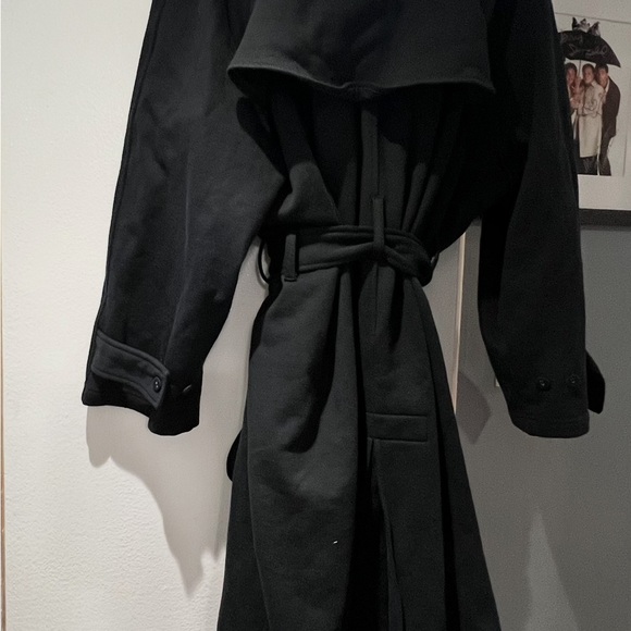 SKIMS Oversized Trench Coat - Picture 2 of 6